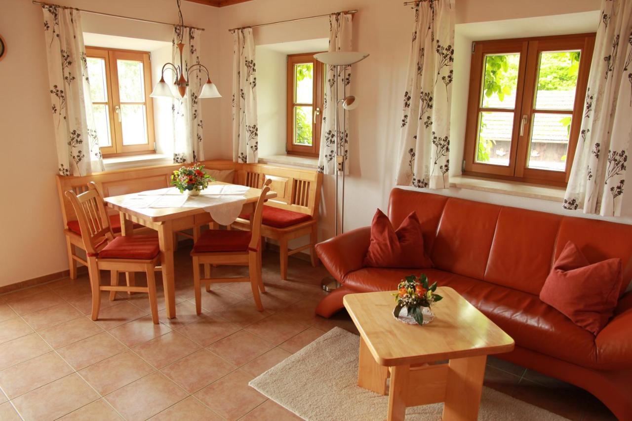 Ferienwohnung Fritzenwenger Ubersee Exterior photo